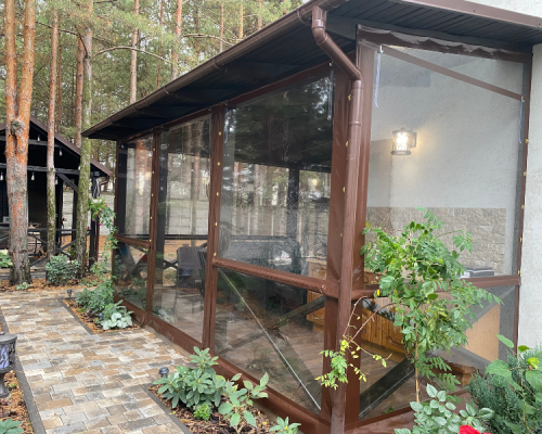 Тераса з Мʼякими вікнами